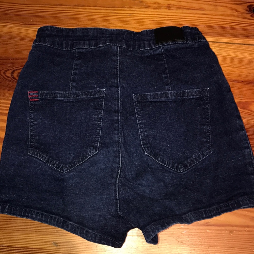 High rise cheeky BDG shorts